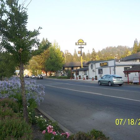 Gold Country Inn Плейсървил Екстериор снимка