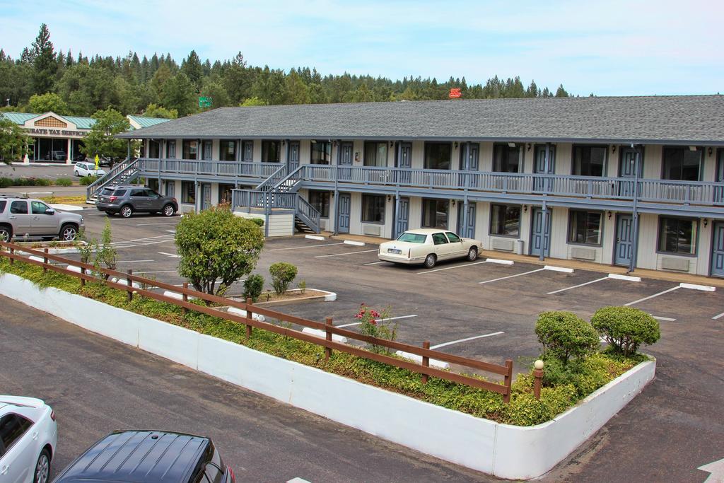 Gold Country Inn Плейсървил Екстериор снимка
