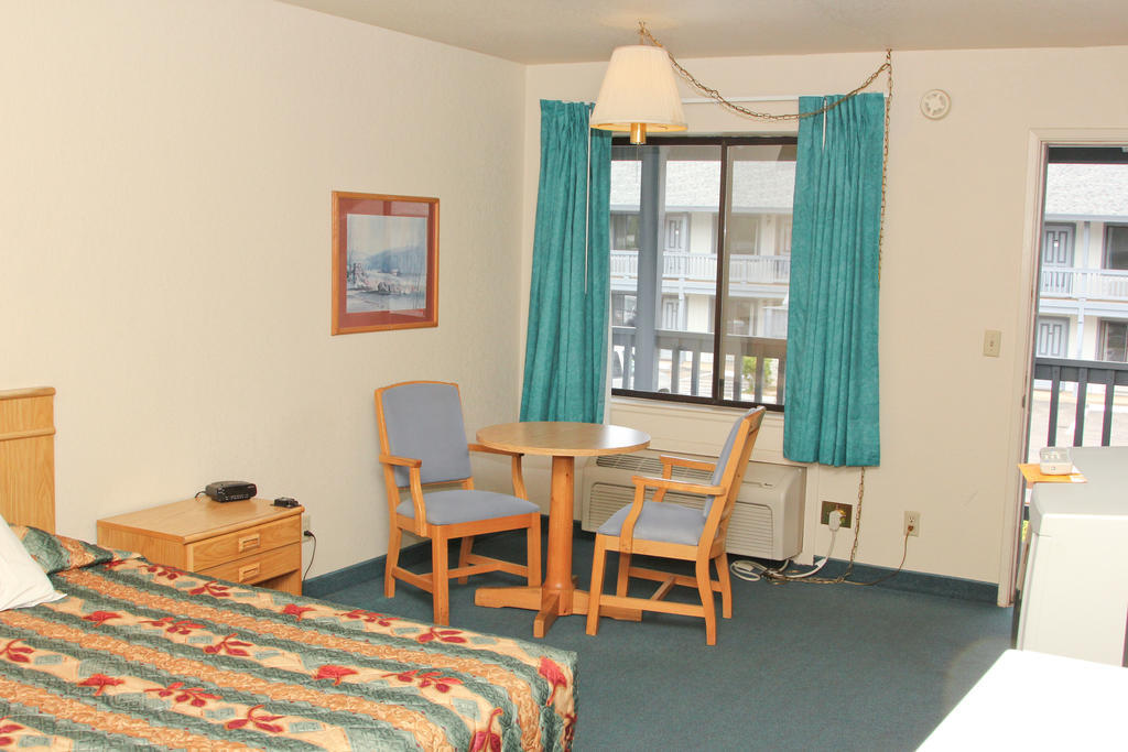 Gold Country Inn Плейсървил Екстериор снимка